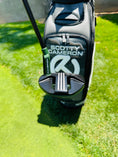 Gallery viewerに画像を読み込む, (New) Scotty Cameron 2026 Phantom 3.2 Gloss Black & Masters Green Refinished Putter
