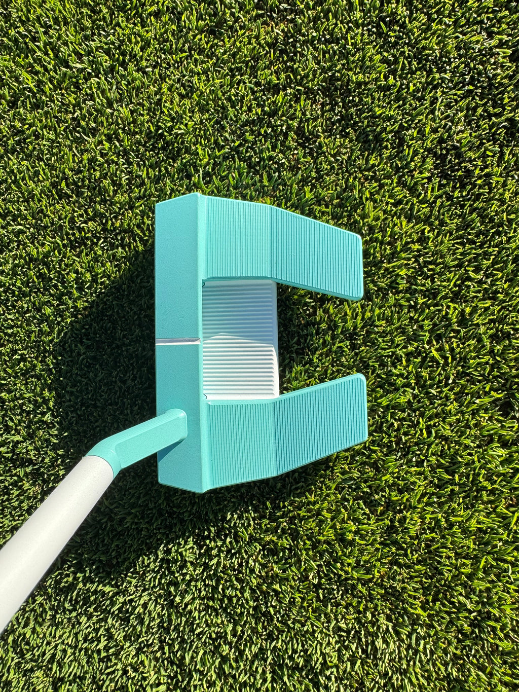 Scotty Cameron 2022 Phantom 5.5 Tiffany Blue & White Refinished Putter