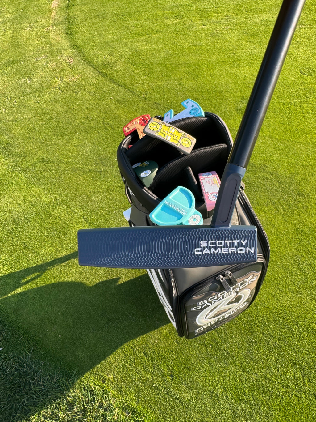 Scotty Cameron 2023 Super Select Golo 6.5 Navy & Black Refinished Putter