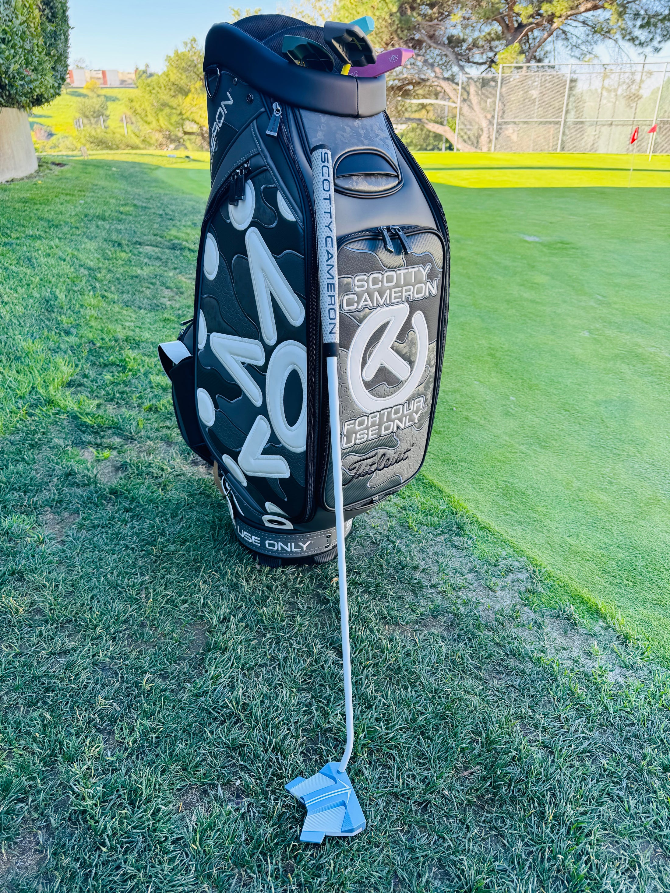 (New) Scotty Cameron 2025 Phantom 11.5 Polar Blue & White Refinished Putter
