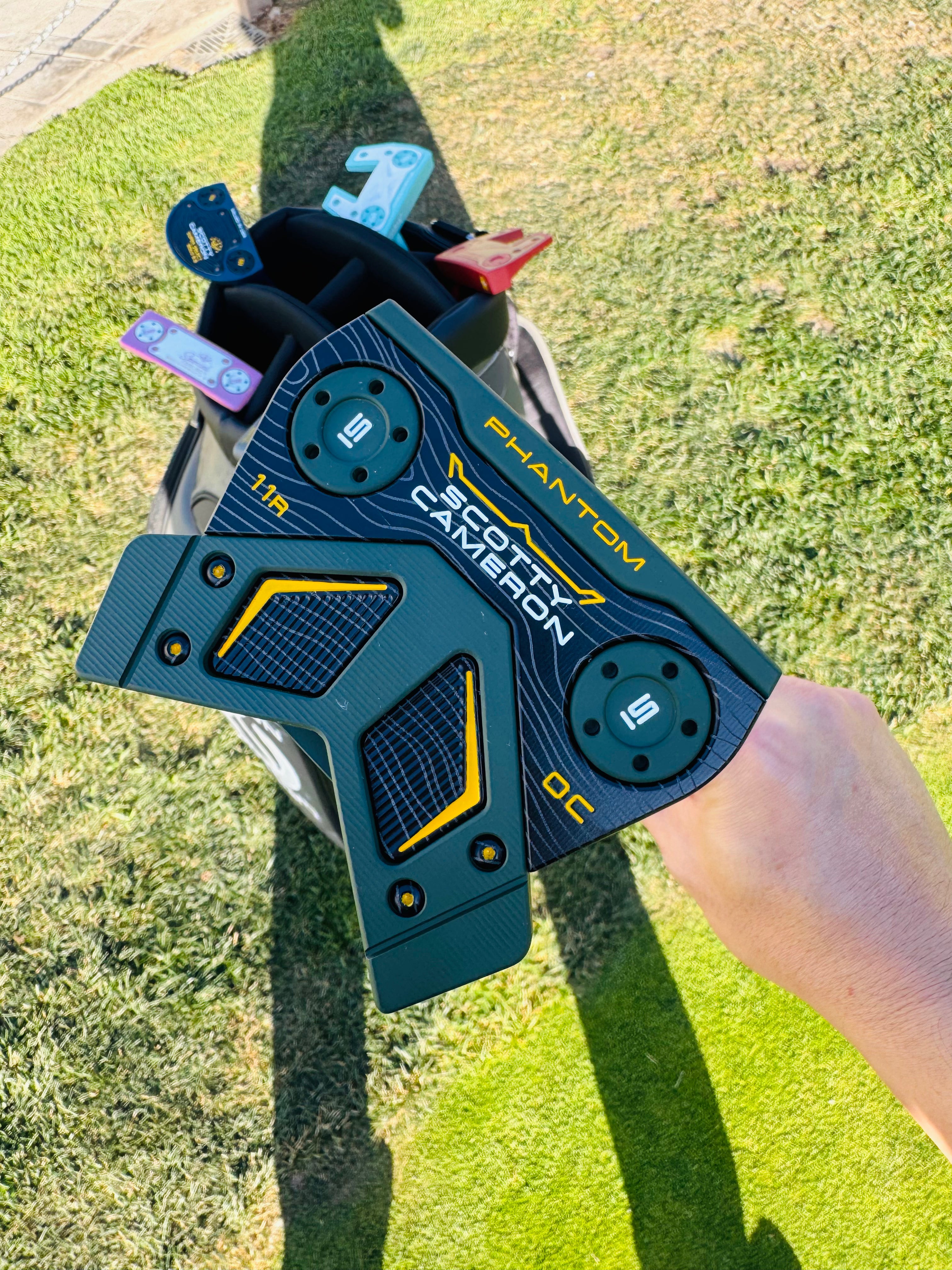 (New) Scotty Cameron 2025 Phantom 11R OC Dark Green & Black Refinished Putter