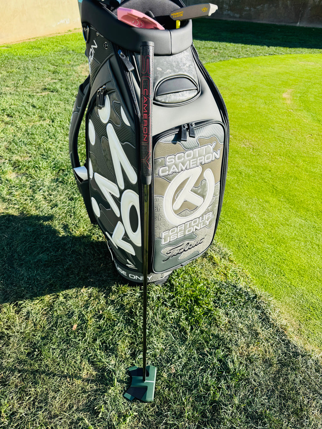 (New) Scotty Cameron 2025 Phantom 11R OC Dark Green & Black Refinished Putter