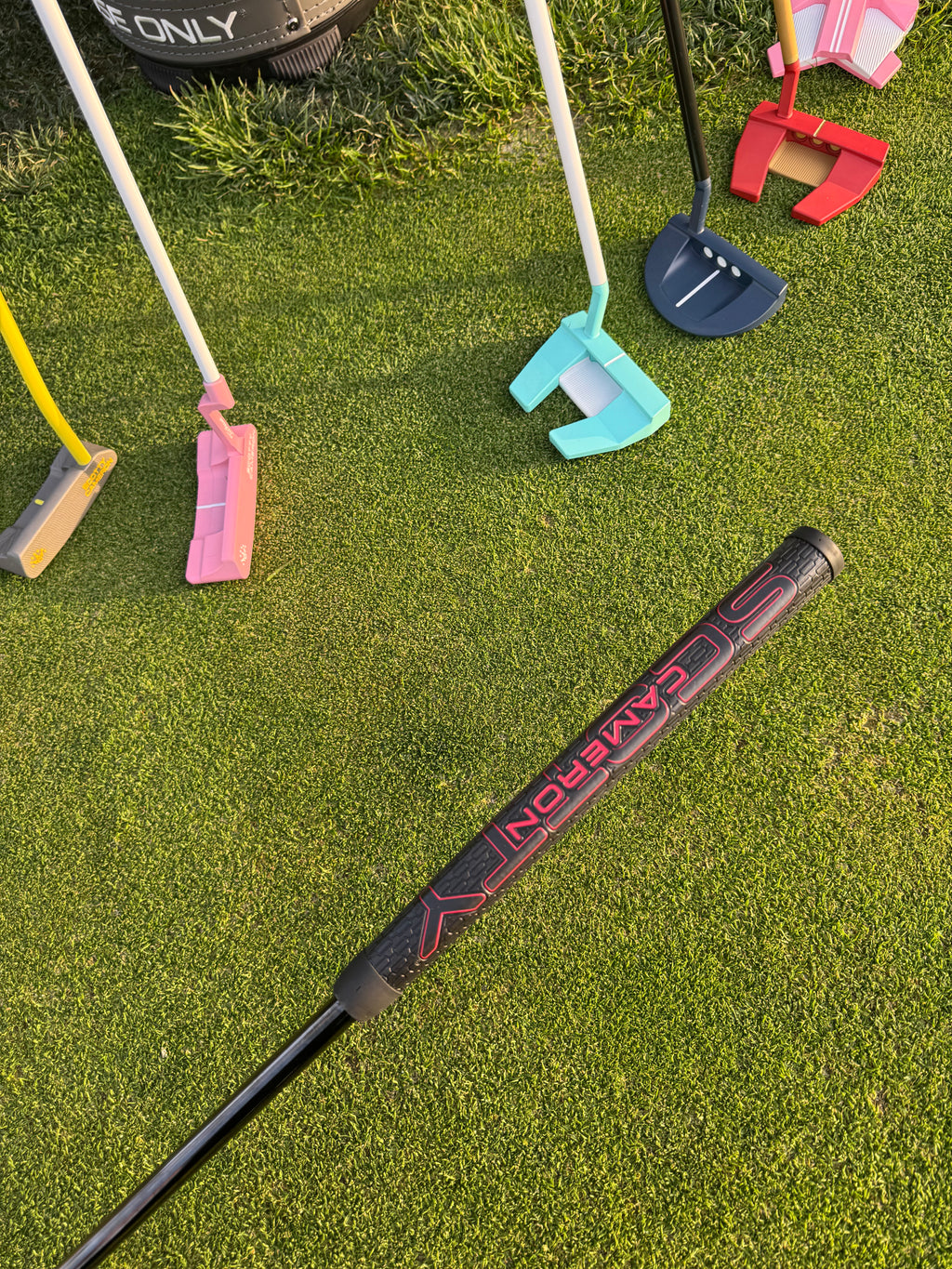 (New) Scotty Cameron 2025 Phantom 11R OC | Navy & Black Cerakote Custom