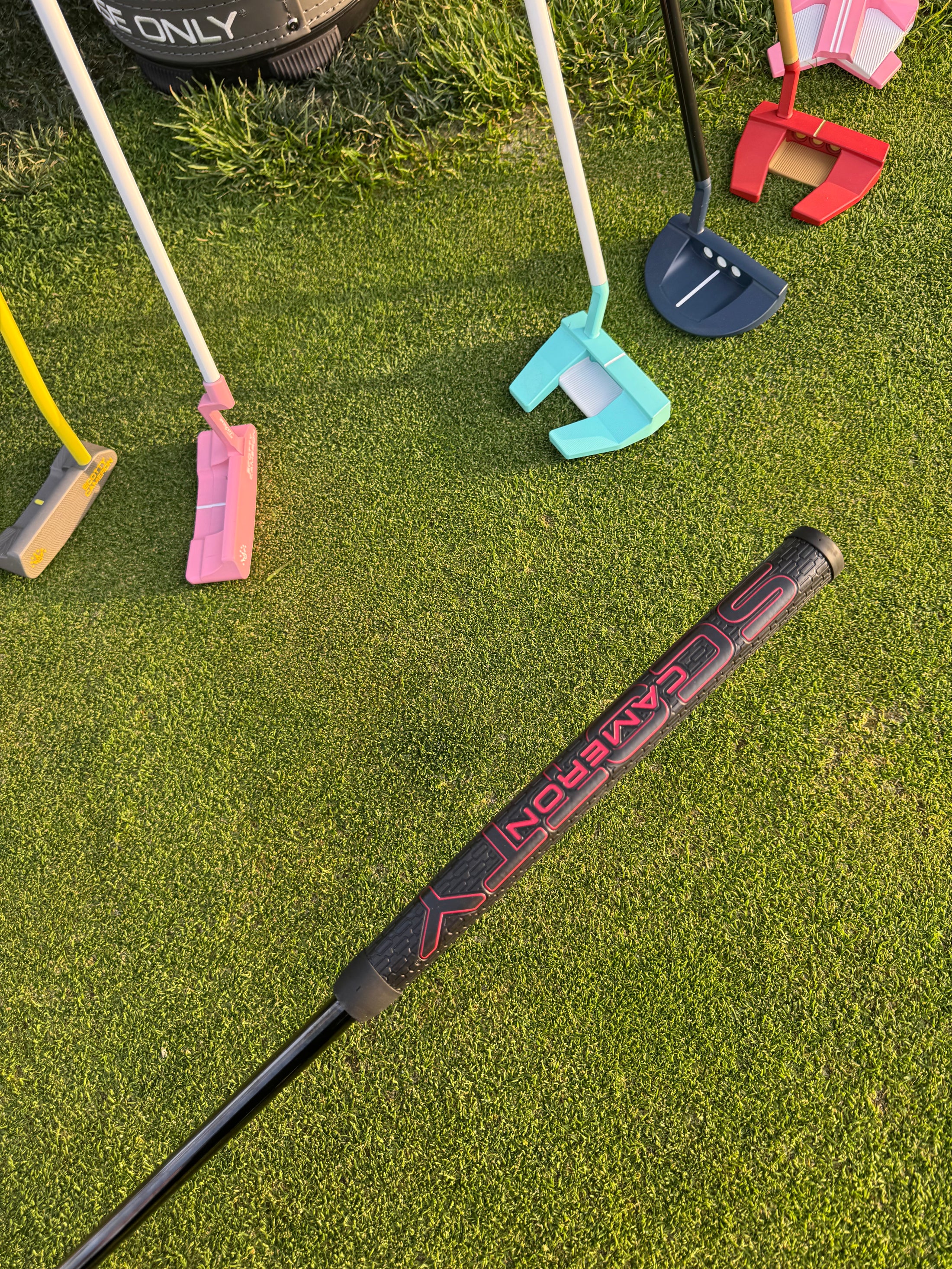 (New) Scotty Cameron 2025 Phantom 11R OC | Navy & Black Cerakote Custom