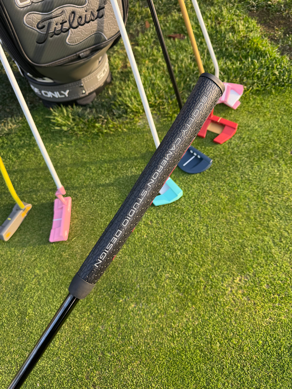 (New) Scotty Cameron 2025 Phantom 11R OC | Navy & Black Cerakote Custom