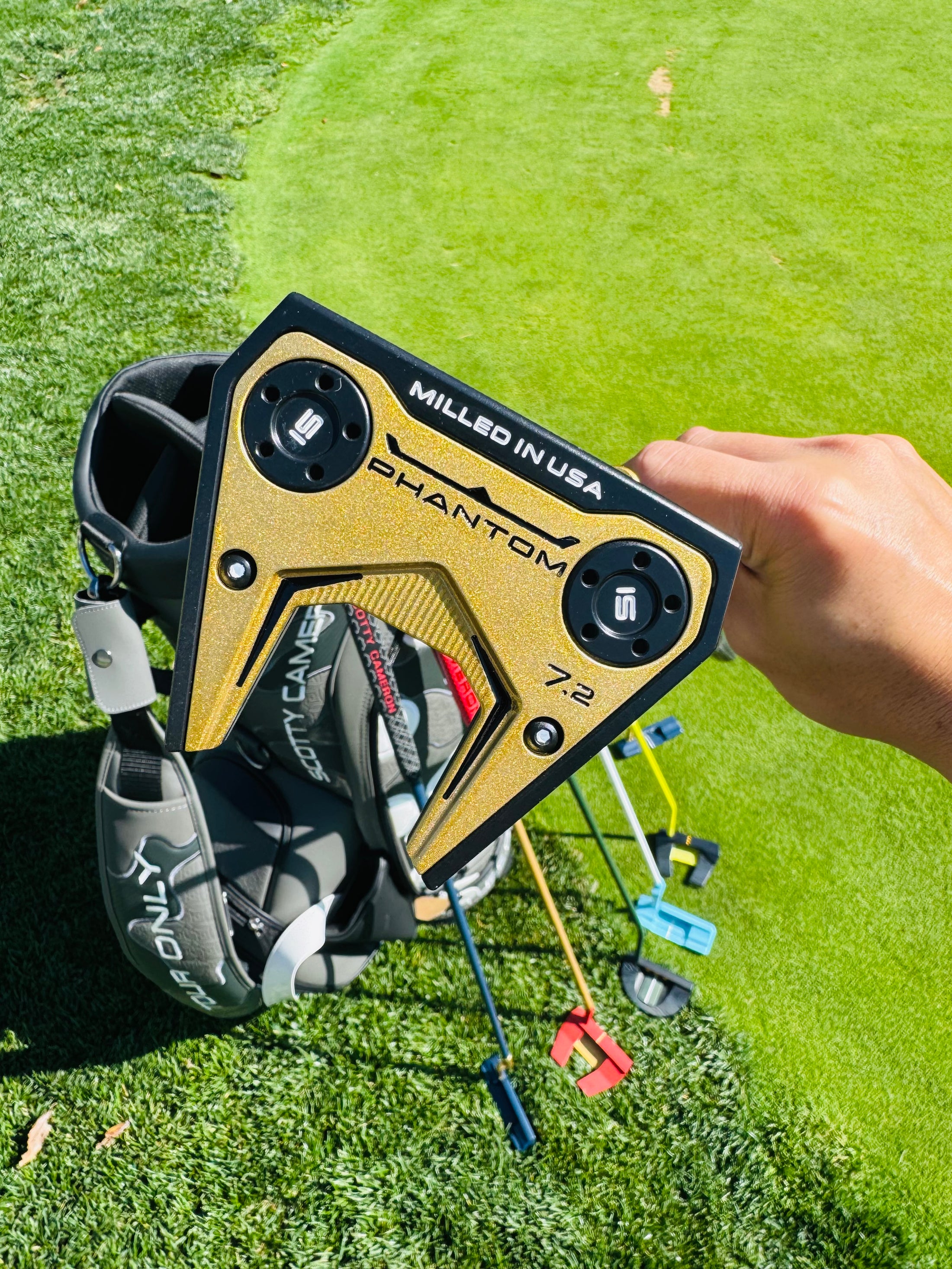 (New) Scotty Cameron 2025 Phantom 7.2 Black & Gold Refinished Putter