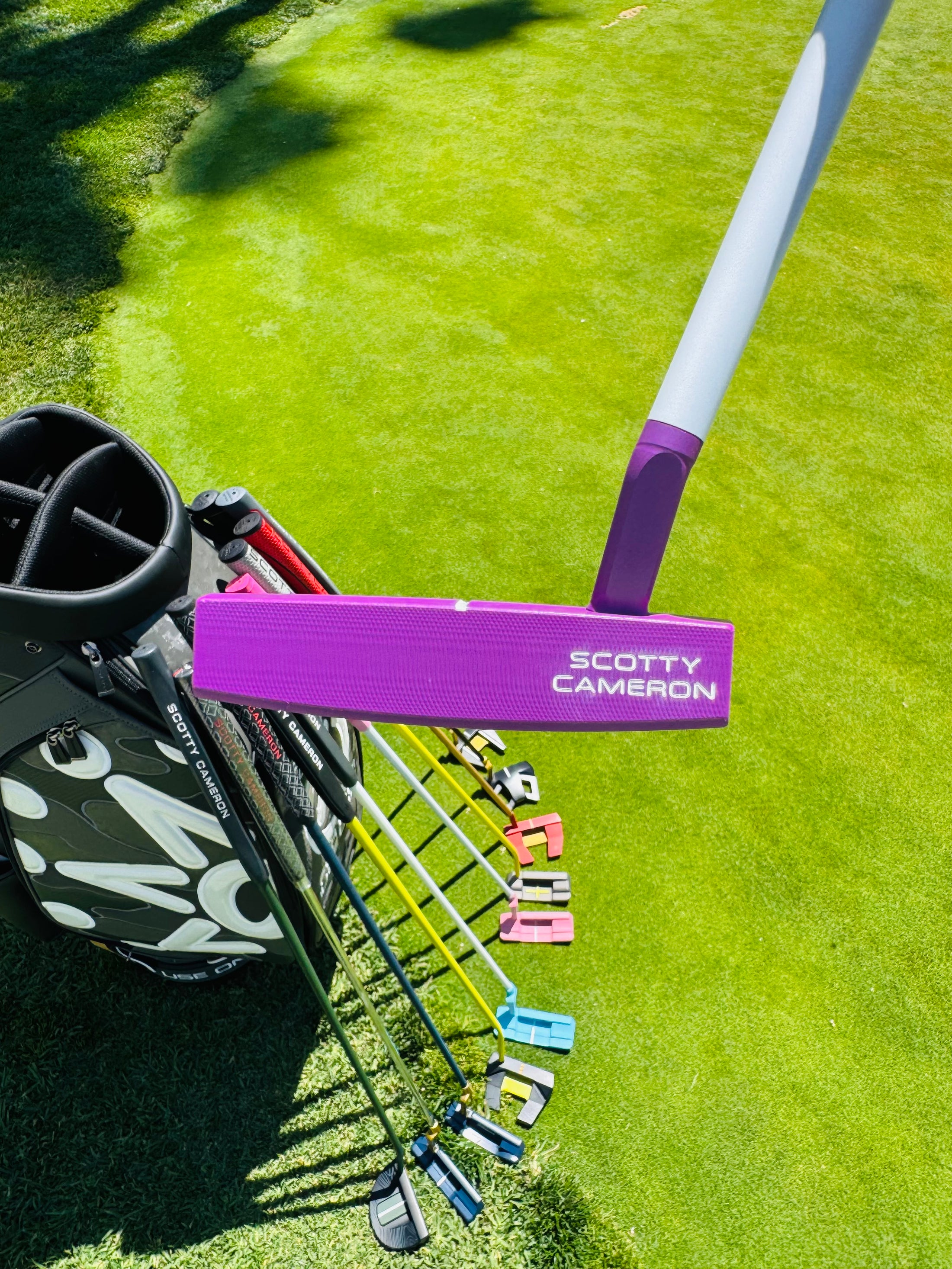 Scotty Cameron 2022 Phantom 5.5 Purple & White Refinished Putter