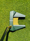 Load image into Gallery viewer, (New) Scotty Cameron 2026 Phantom 7.5 Green & Gold Refinished Putter
