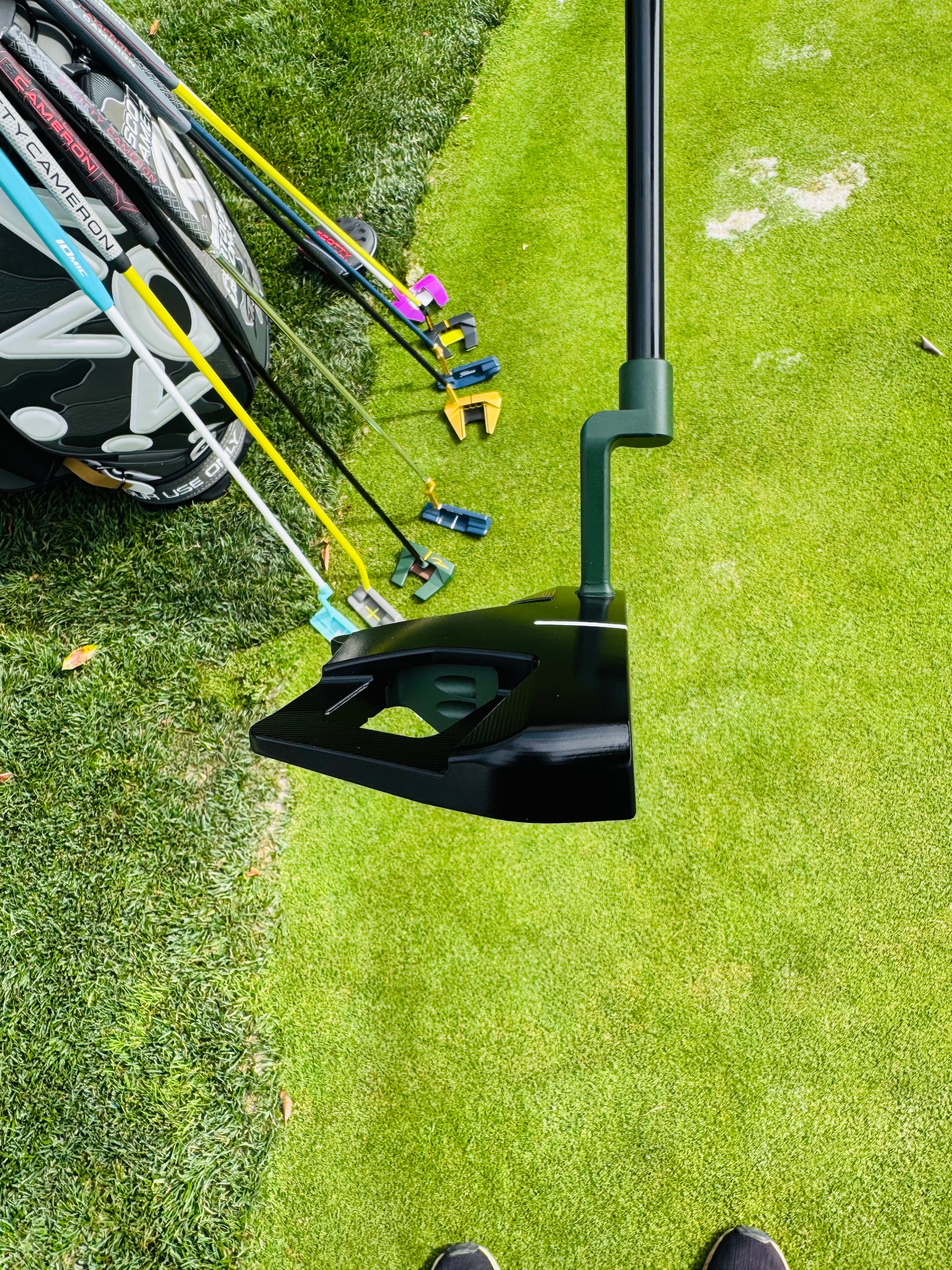 (New) Scotty Cameron 2026 Phantom 9.2R Masters Green & Gloss Black Refinished Putter