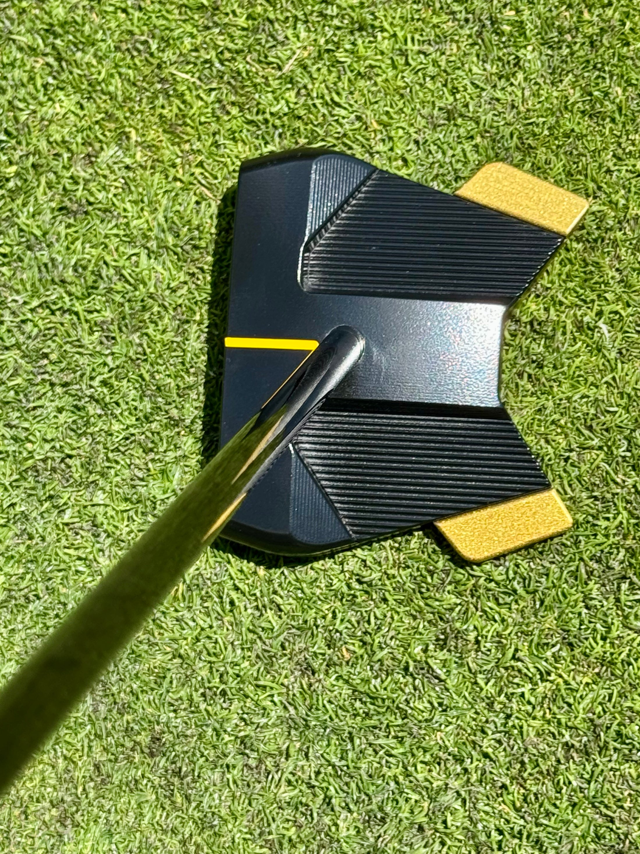 (New) Scotty Cameron 2025 Phantom 11R OC Gloss Black & Gold Refinished Putter