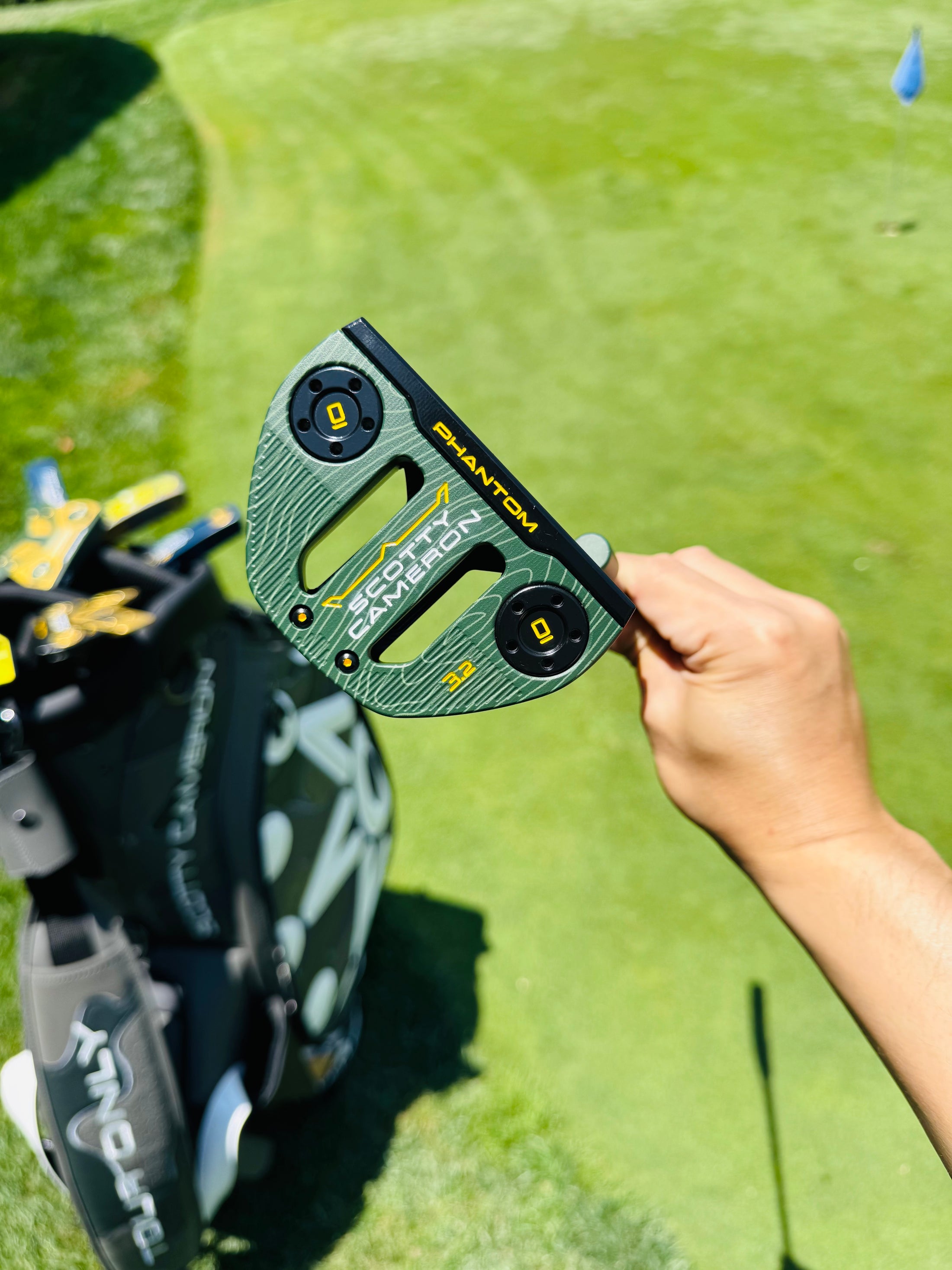 (New) Scotty Cameron 2026 Phantom 3.2 Gloss Black & Masters Green Refinished Putter