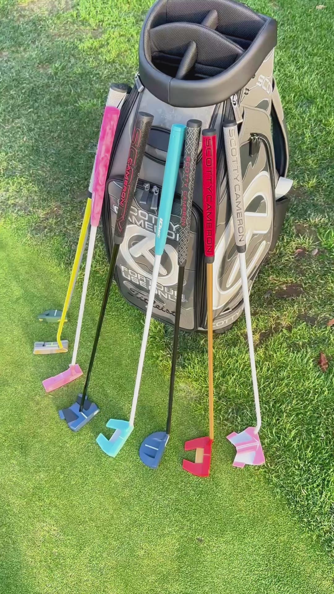 (New) Scotty Cameron 2025 Phantom 11R OC | Navy & Black Cerakote Custom